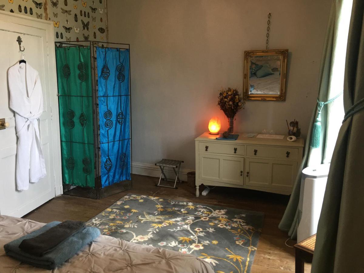Chateau Gros Puy, Petit Chateau Chambre D'Hote Abjat-sur-Bandiat 외부 사진