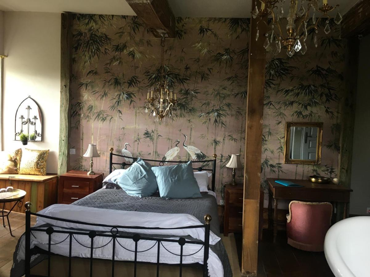 Chateau Gros Puy, Petit Chateau Chambre D'Hote Abjat-sur-Bandiat 외부 사진