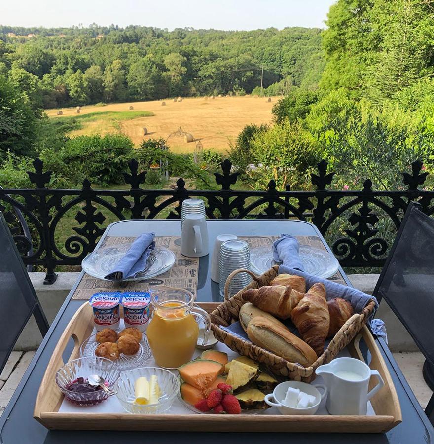 Chateau Gros Puy, Petit Chateau Chambre D'Hote Abjat-sur-Bandiat 외부 사진